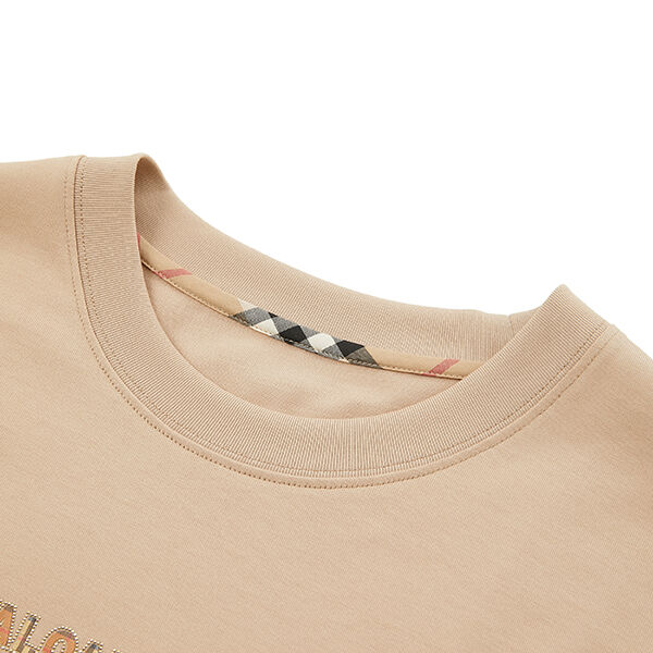 नया डिज़ाइन लक्जरी कपड़े पुरुषों की टी-शर्ट ओ-गर्दन टी शर्ट पुरुषों के लिए अनुकूलित रंग लोगो टी शर्ट कढ़ाई मुद्रण गोल कॉलर