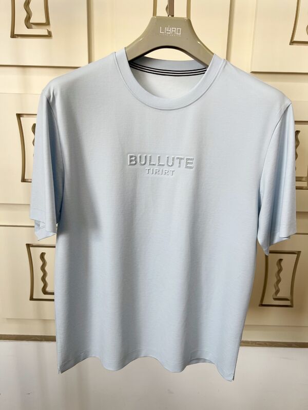 लक्जरी क्रू नेक टी-शर्ट प्रिंट लोगो डिजाइन मूल कपड़े एम्बॉसिंग प्रक्रिया प्लस गर्मी को अपनाता है - स्थानांतरण विनाइल प्रक्रिया OEM/ODM