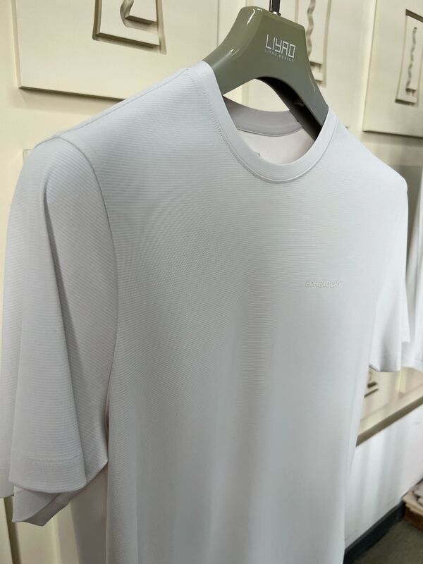 पुरुषों के खेल के कपड़े हल्के ग्रे शॉर्ट - आस्तीन टॉप और पैंट, सांस लेने योग्य और आरामदायक टी-शर्ट पुरुषों के लिए